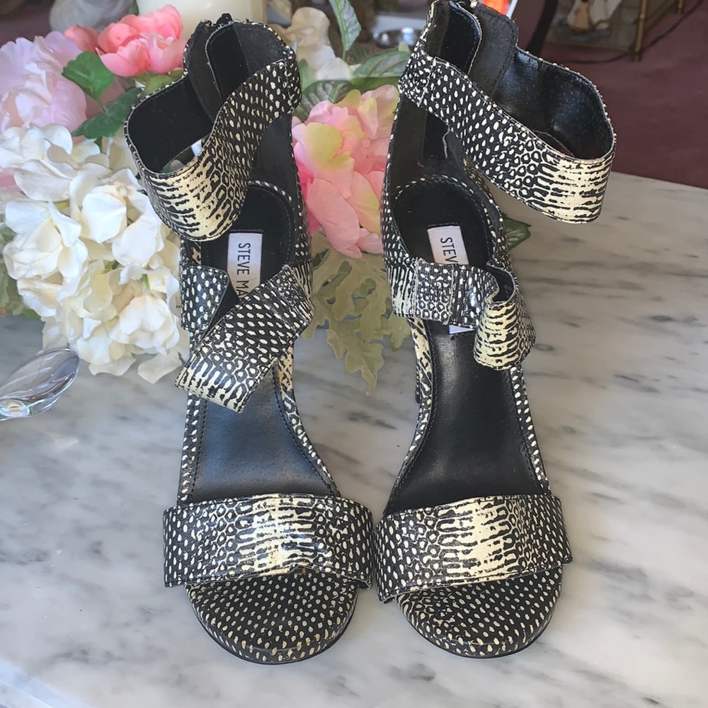 Steve Madden sandals
